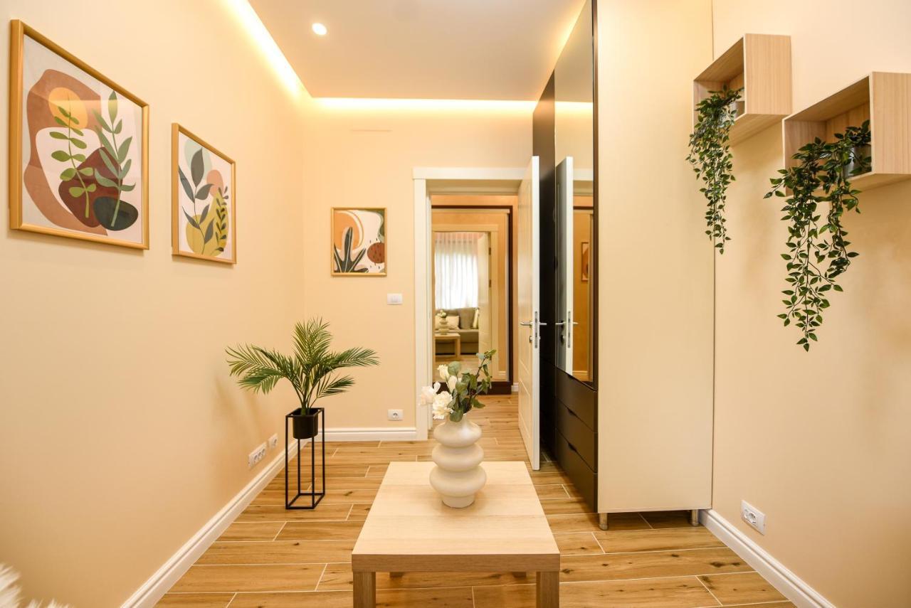 Green Leafy Brasov - Ideal 2 Bedroom Apartment Bagian luar foto