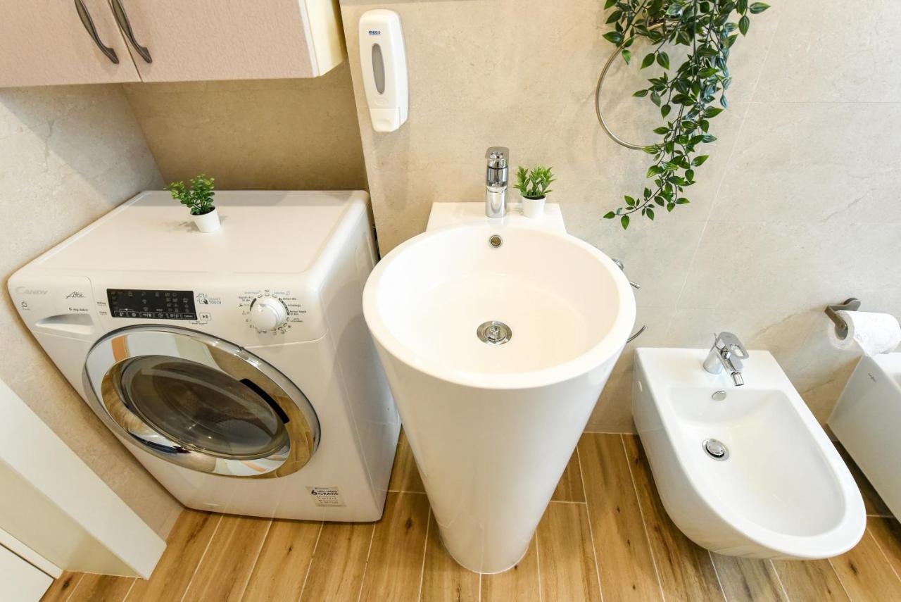 Green Leafy Brasov - Ideal 2 Bedroom Apartment Bagian luar foto