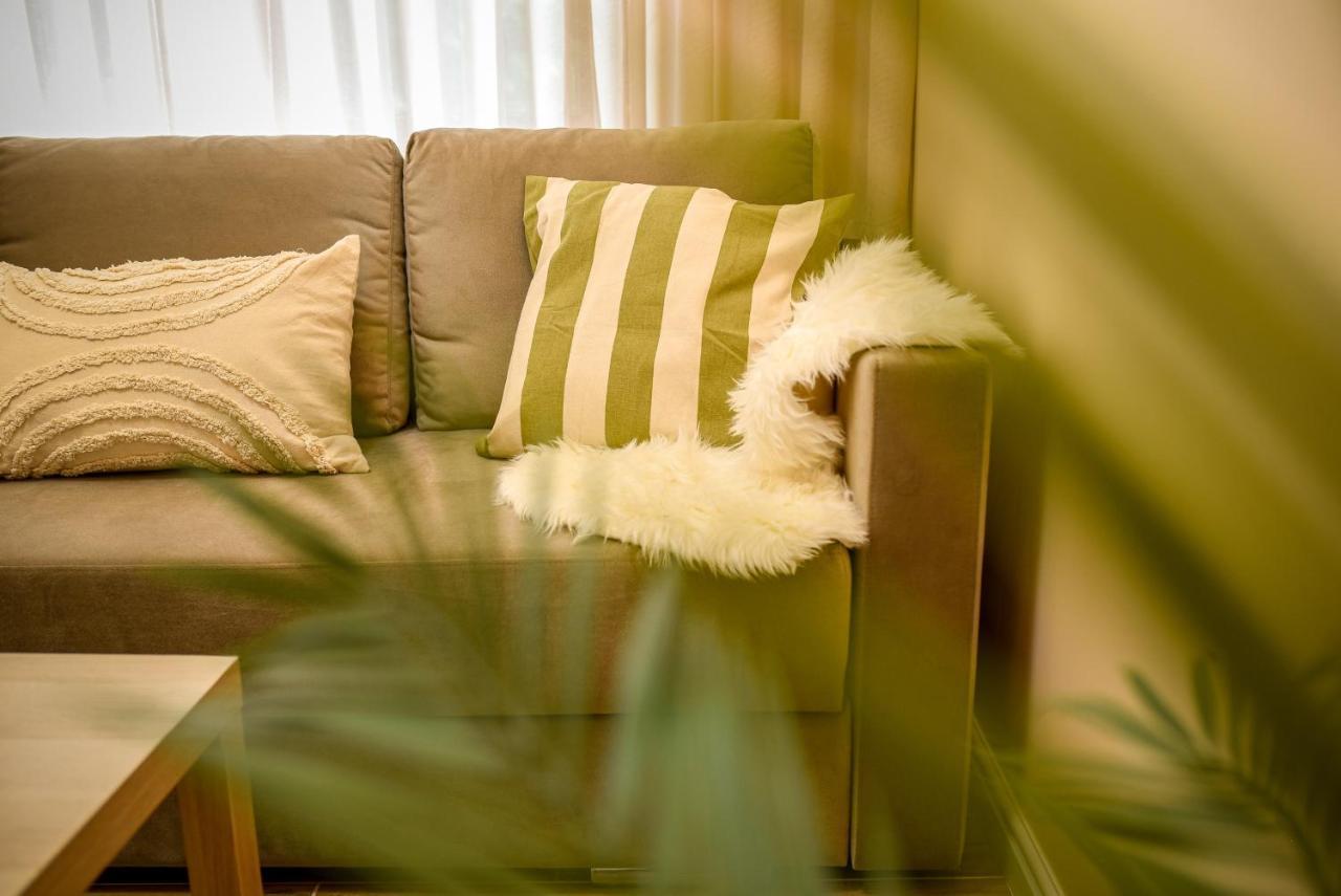 Green Leafy Brasov - Ideal 2 Bedroom Apartment Bagian luar foto